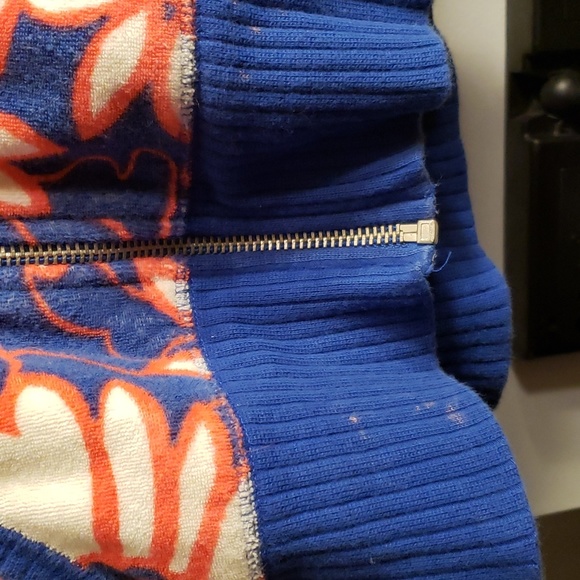 vs small floral jacket - Picture 2 of 6